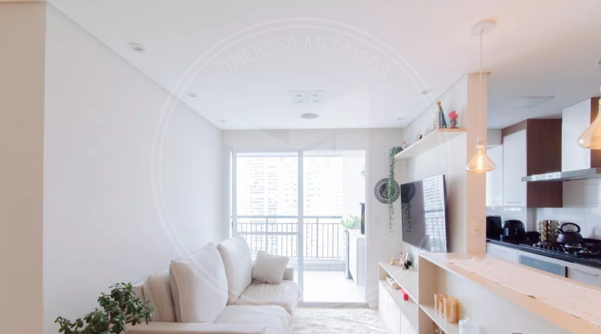 Apartamento à venda no Ipiranga com 68m², 2 dormitórios (1 suíte) e 1 vaga. Imóvel com planta funcional, área de serviço e infraestrutura de lazer completa em localização estratégica.