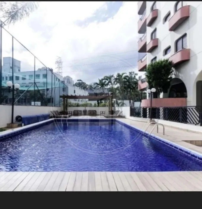Apartamento à venda no Parque da Mooca com 160m², 4 dormitórios (1 suíte) e 3 vagas. Imóvel com sala de TV, dependência de empregada e lazer completo com piscina e sauna.