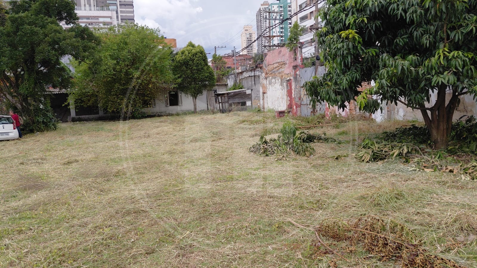 Terreno de 3.000m² em Zona Mista no Tatuapé