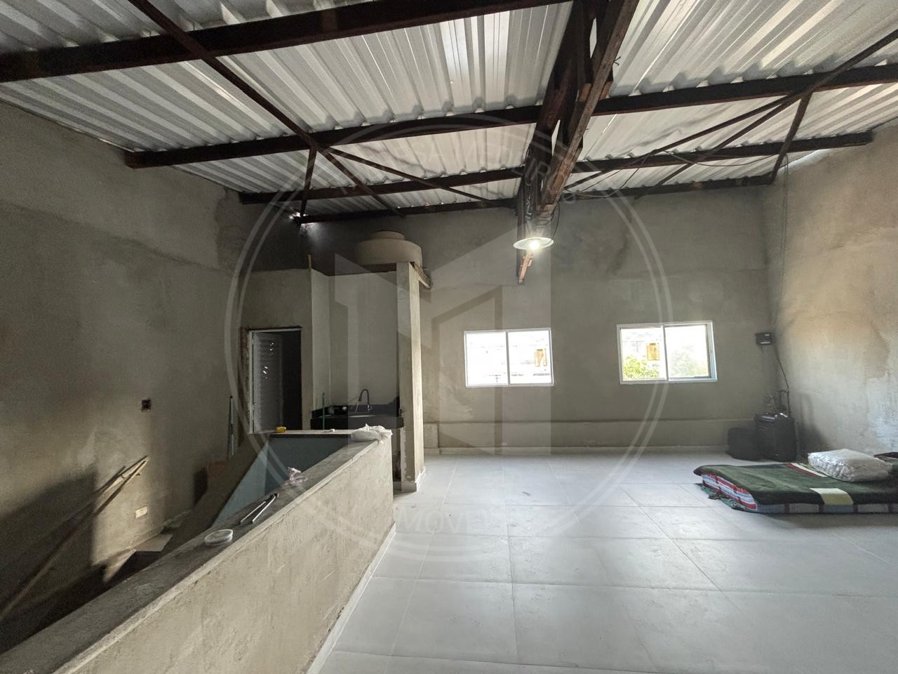 Galpão Comercial de 270m² na Várzea da Barra Funda