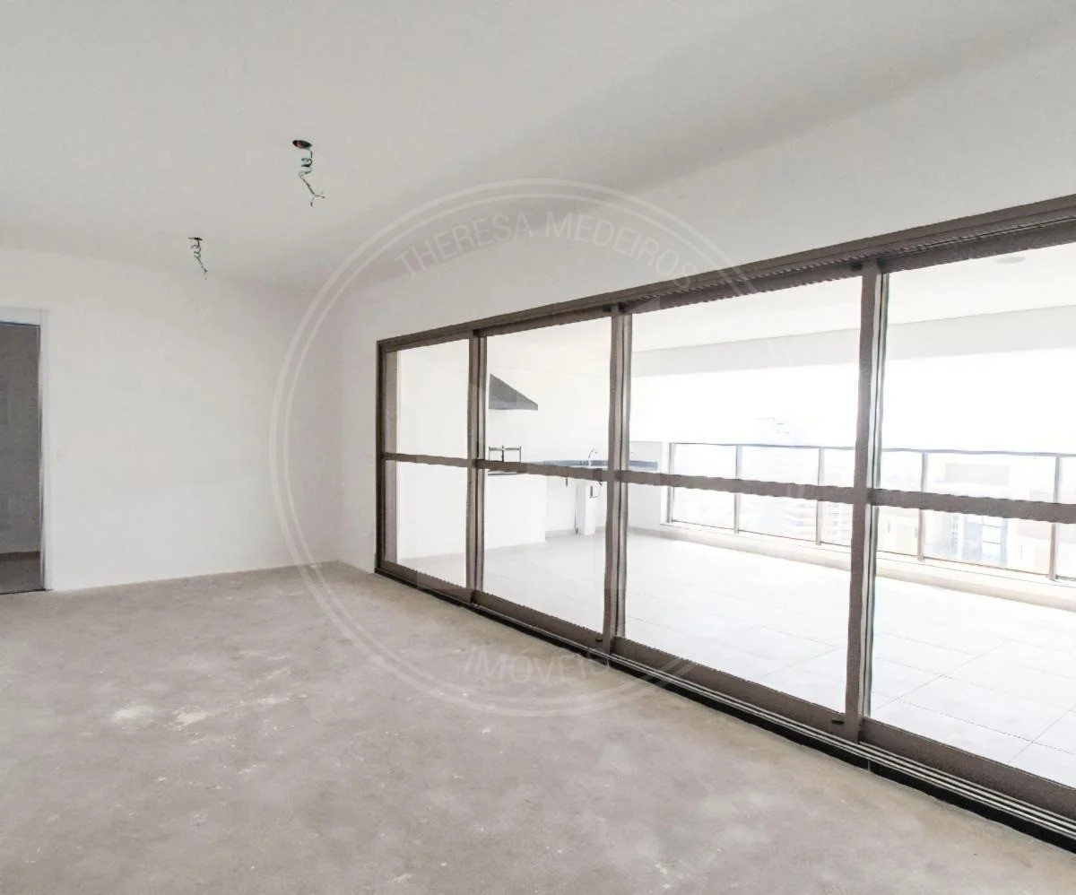 Apartamento de 142m² em Andar Alto no Contra Piso com 3 Suítes, Sol da Manhã e 2 Vagas na Vila Mariana