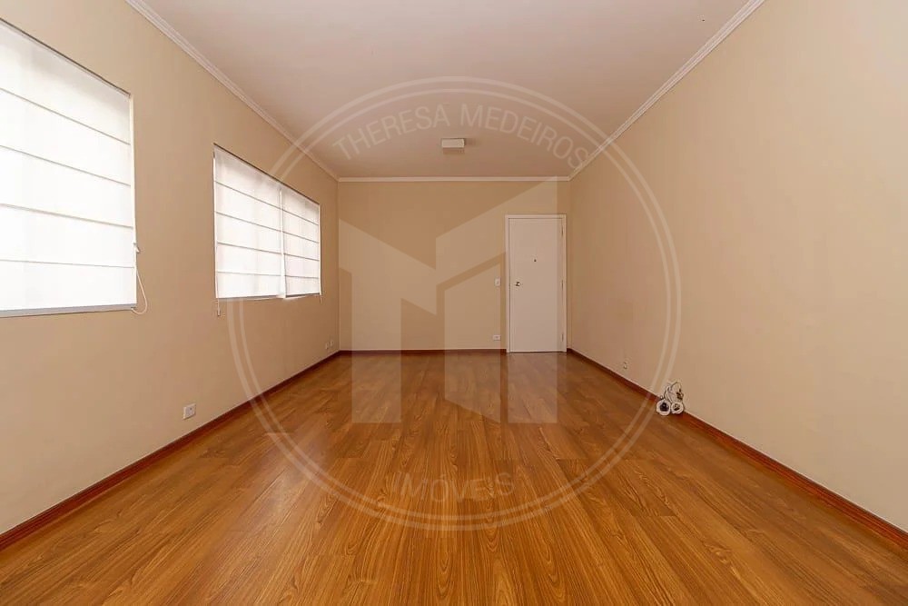 Apartamento de 124m² com 3 Dormitórios (1 Suíte), Área de Serviço e Vaga de Garagem no Jardim Paulista