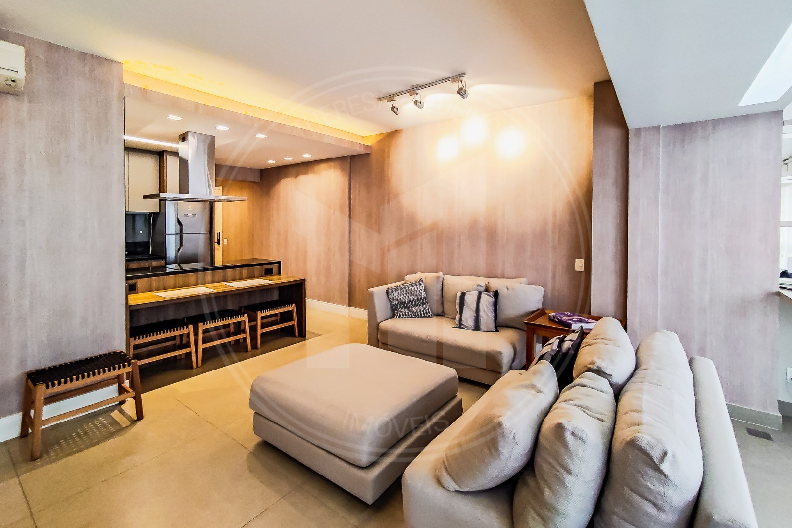 Apartamento Mobiliado para Locação no Brooklin com 85,20m², 1 Suíte, 2 Banheiros e 2 Vagas