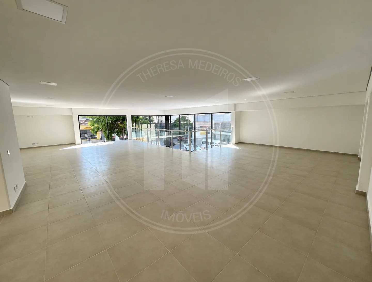 Prédio Comercial para Locação na Vila Olímpia com 550m², Rooftop e 7 Vagas
