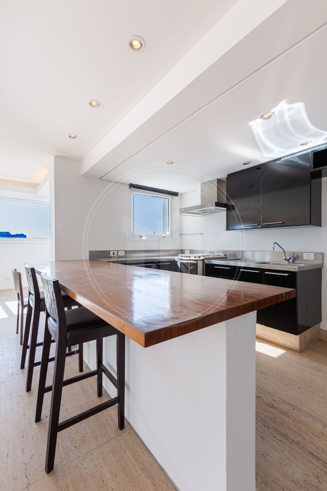 Cobertura Duplex à Venda ou para Locação na Vila Nova Conceição com 180m², 3 Dormitórios, 2 Suítes e 3 Vagas